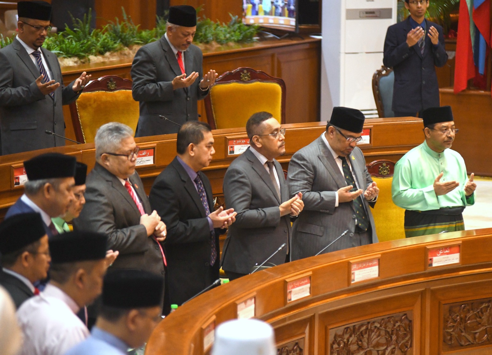 WhatsApp%20Image%202025-04-30%20at%2016.56.48